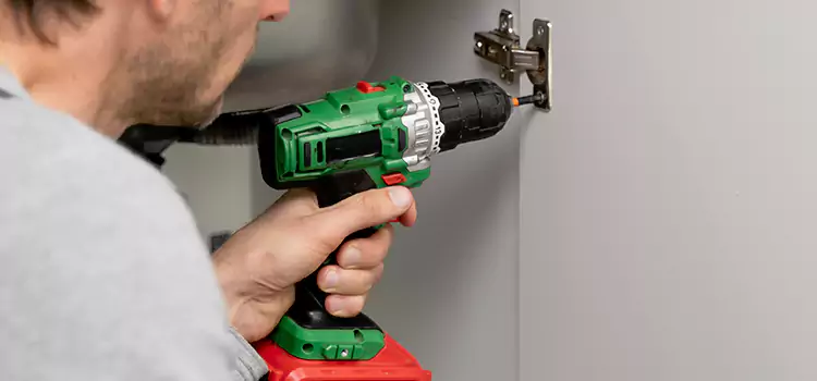 Commercial Door Hinge Repair Encinitas